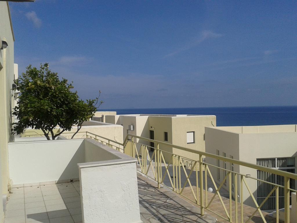 Polyrizos Hotel Rodhákinon Ngoại thất bức ảnh