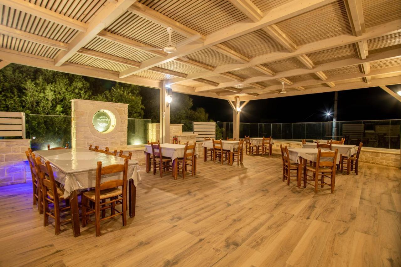 Polyrizos Hotel Rodhákinon Ngoại thất bức ảnh